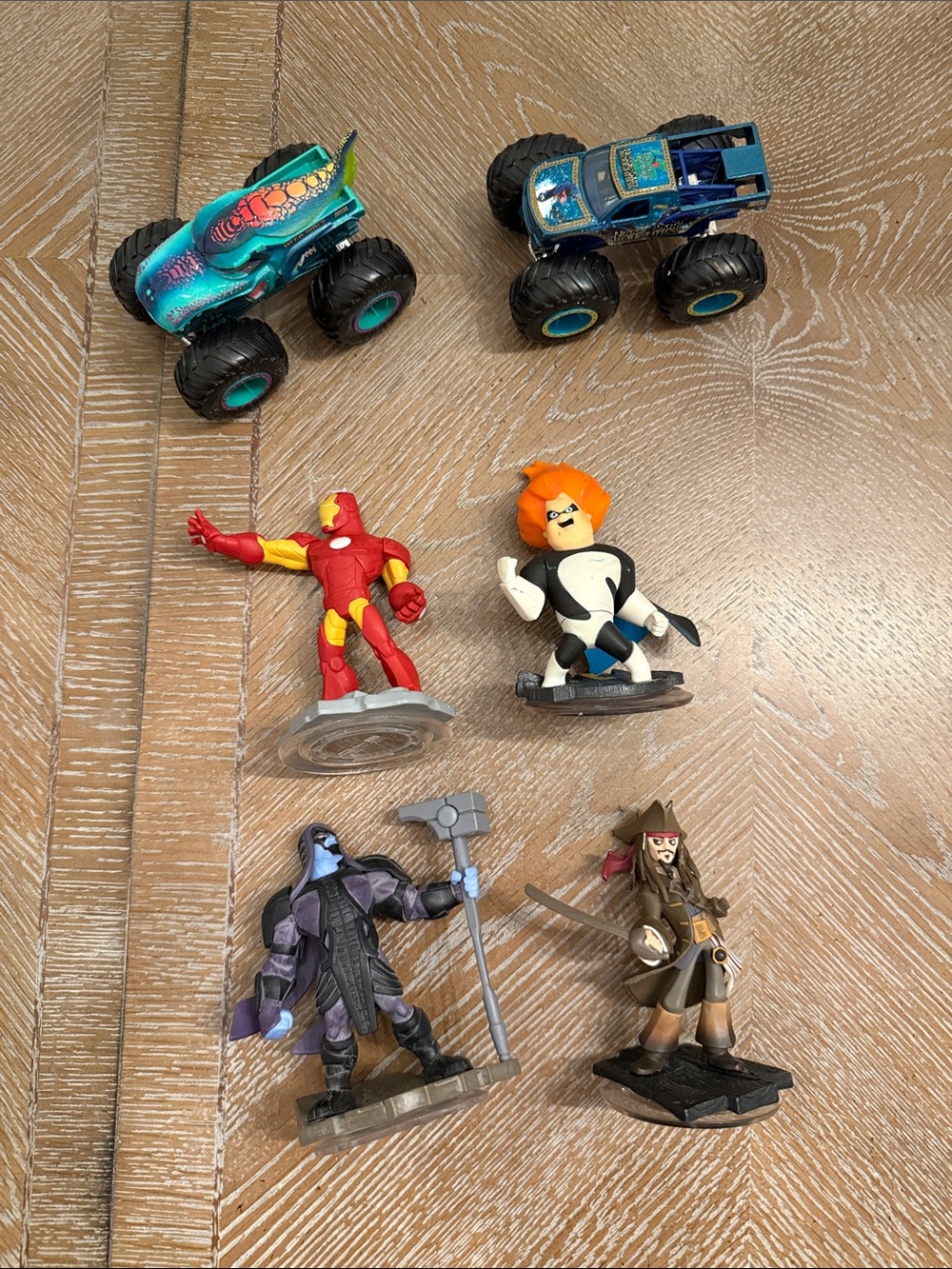 Disney Infinity Marvel Figure Lot Iron Man Jack Sparrow Syndrome + Monster Truck